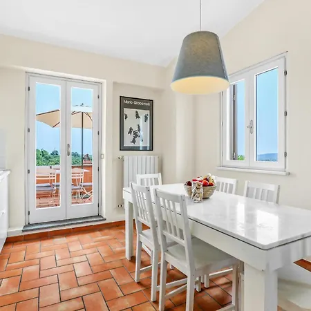 2 Bedroom In Vt Capranica