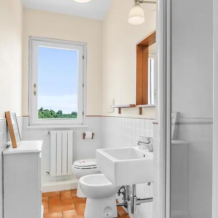 2 Bedroom In Vt * Capranica